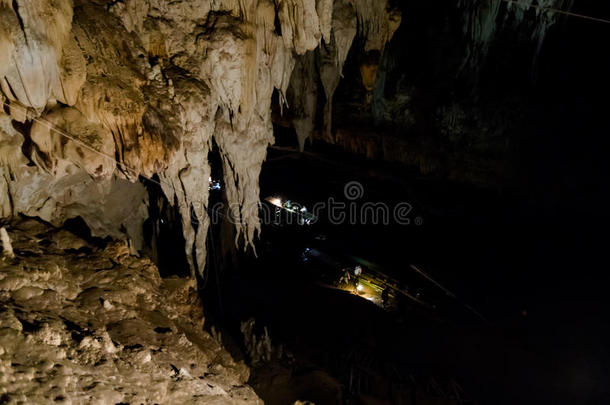 旅行者洞穴筏运采用泰国