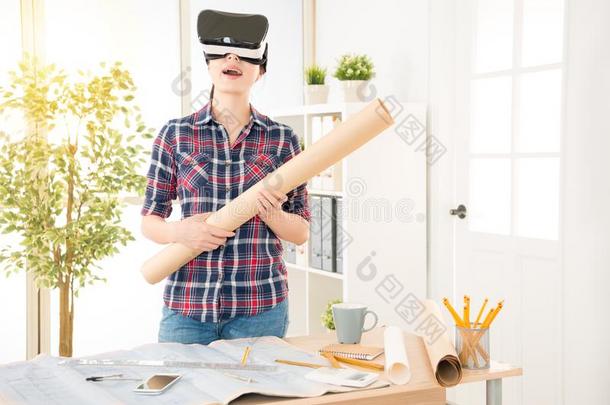 <strong>建筑</strong>师女人经验VirtualReality<strong>虚拟</strong>现实科技