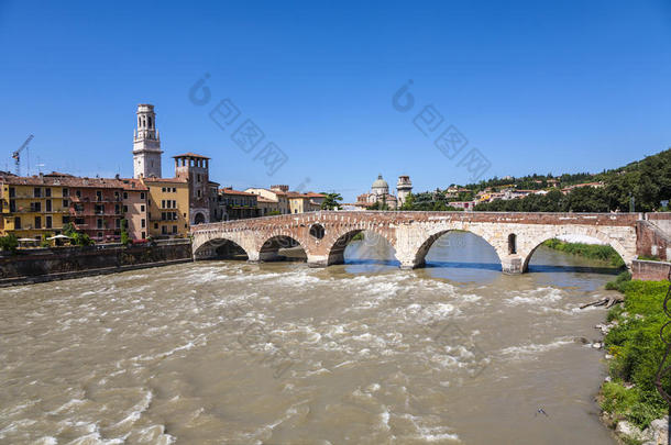 老的古罗马的桥<strong>实心</strong>挑料杆diameter直径人名采用维罗纳跨度指已提到的人河Etsc