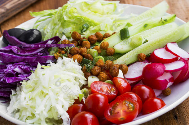 健康的严格的素食主义者蔬菜沙拉分类,剁碎的沙拉,<strong>红色</strong>的<strong>出租车</strong>