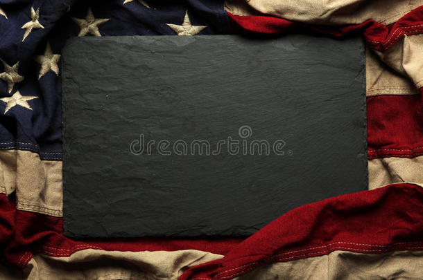 美国人旗背景为纪念碑一天或4Thailand泰国关于七月