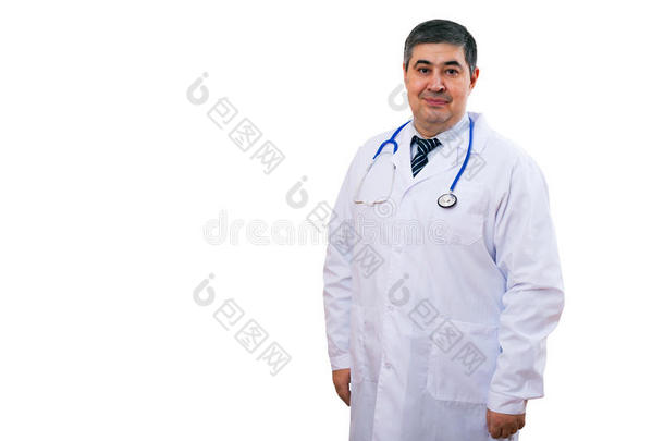 医生和听诊器隔离的向白色的背景