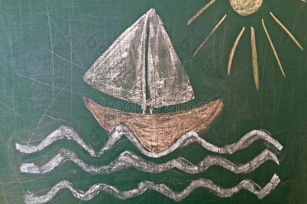 帆船运动小船疲惫的向绿色的粉笔板