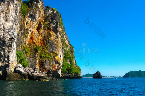 热带的风景.指已提到的人岛在安达曼人海,泰国