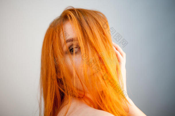 梦想家肖像关于红发的人女孩采用s关于t集中