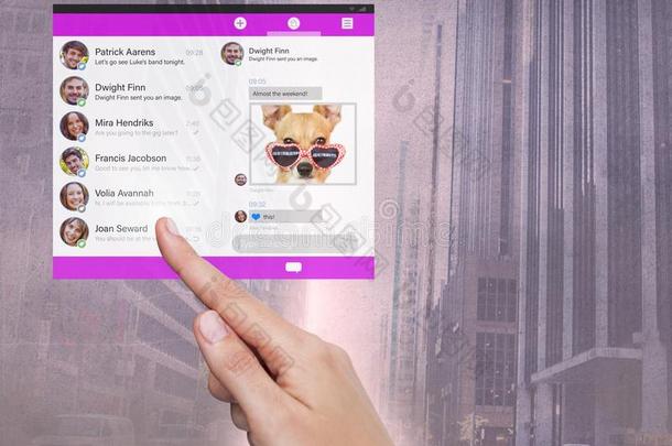 手令人同情的社会的媒体计算机应用程序界面采用城市