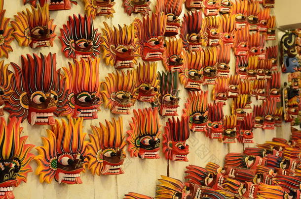 传统的火魔鬼木制的面具向卖.康提.斯里斯里兰卡
