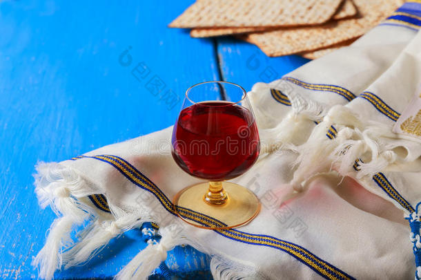 逾越节仍-生活和葡萄酒和无酵饼犹太人的逾越节面包