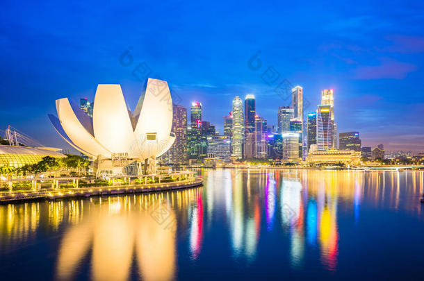 新加坡地平线,看法关于新加坡城市在夜