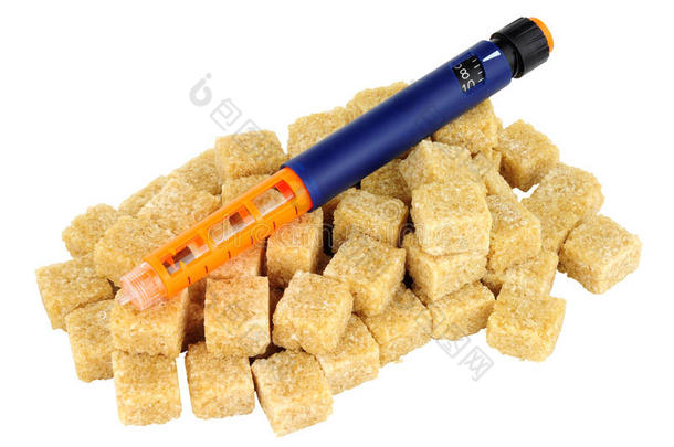 糖尿病的胰岛素笔和食糖立方形的东西