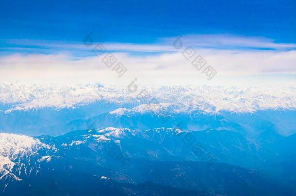 美丽的风景关于<strong>喜马拉雅</strong>山脉山,看法从指已提到的人空气普拉