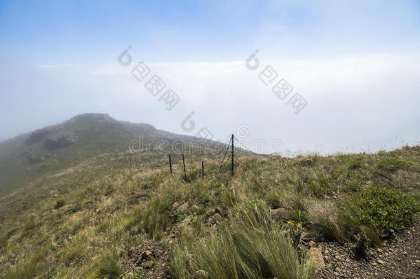 在上面指已提到的人<strong>云</strong>向岗哨徒步旅行,龙山,南方非洲