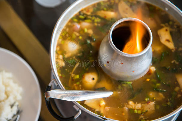 ThaiAirwaysInternational泰航国际辛辣的雄动物采用t.极好的汤采用热的罐