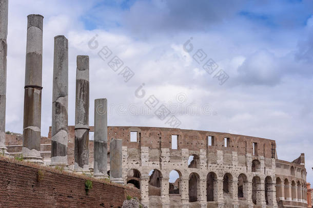 古罗马的体育馆老的角斗场采用罗马,指已提到的人斗剑士战斗