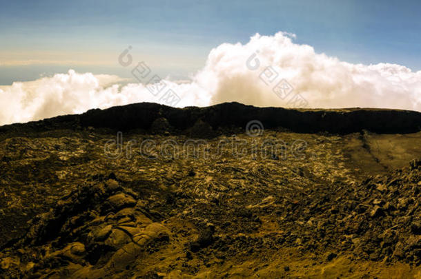 全景画里面的喷火山口关于微微火山,粗纺厚呢,葡萄牙