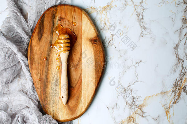 蜂蜜勺,特殊的木制的浸渍者
