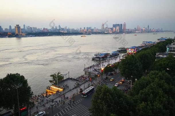风景关于扬子江河