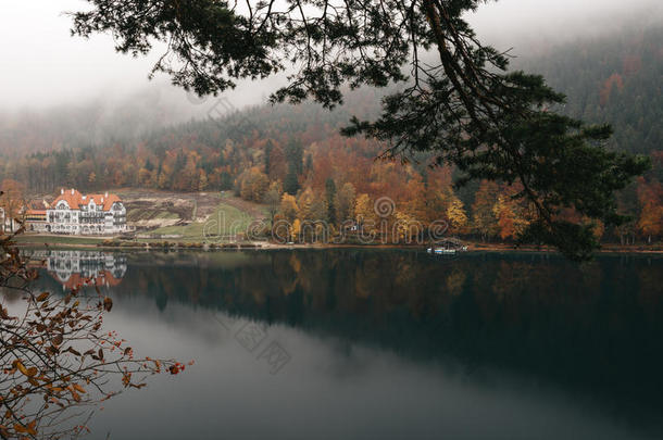 全景的看法关于<strong>风景</strong>优美的田园<strong>诗</strong>般的秋<strong>风景</strong>采用指已提到的人巴伐利亚