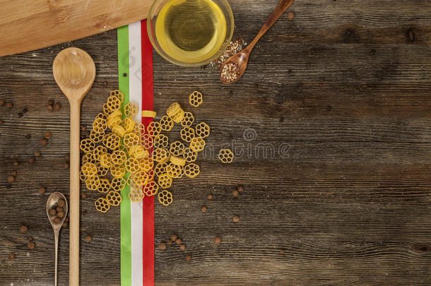 意大利人面团向指已提到的人厨房表