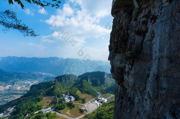 恩施宏大的峡谷风景