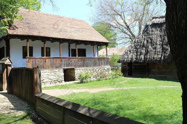 房屋采用Dimyrias和Dmitry<strong>品味</strong>世界国家的村民博物馆采用布加勒斯特