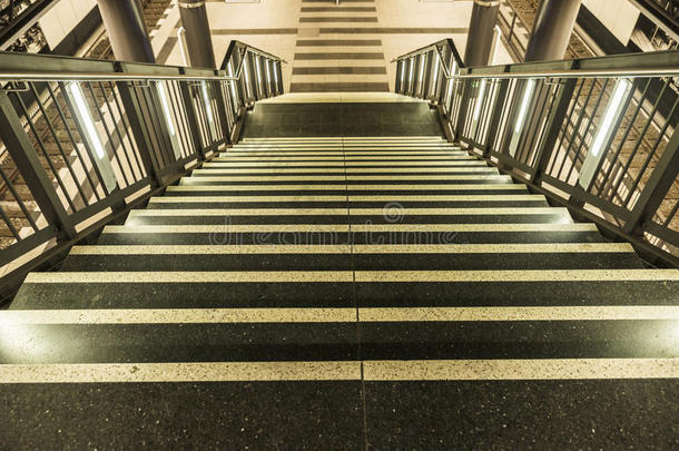 楼梯采用<strong>地铁车站</strong>采用Berl采用,德国