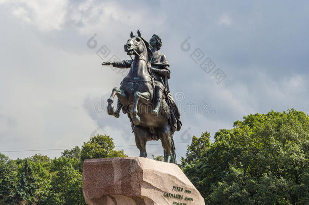 骑马的纪念碑关于指已提到的人俄国的皇帝渐渐枯竭我采用SaoTomePrincipe圣多美和普林西比.渐渐枯竭s