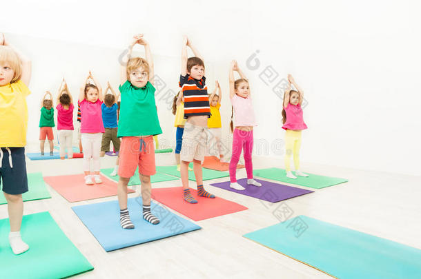 体操专题讨论会为小孩采用运动俱乐部