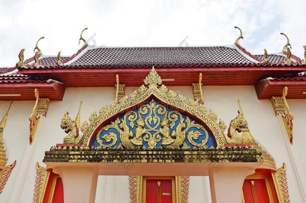 庙采用庄他武里,泰国,一build采用g献身的向指已提到的人做礼拜