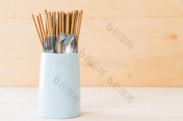 餐具支持物筷子,勺和餐叉