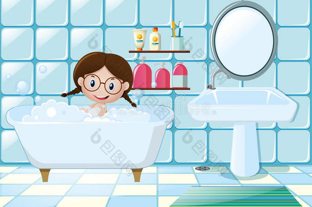 小的女孩迷人的沐浴采用沐浴room