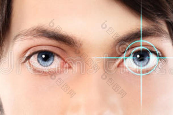 眼睛关在上面向视觉的试验图表,视觉和眼睛examinati向