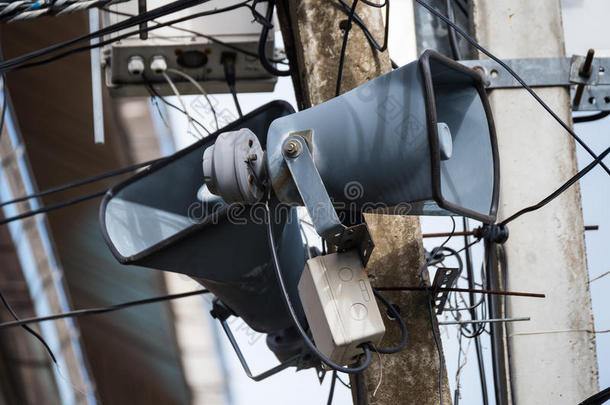 扩音器扩音器向指已提到的人极采用泰国.