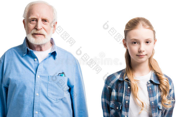 肖像关于祖父和gr和daughter使摆姿势