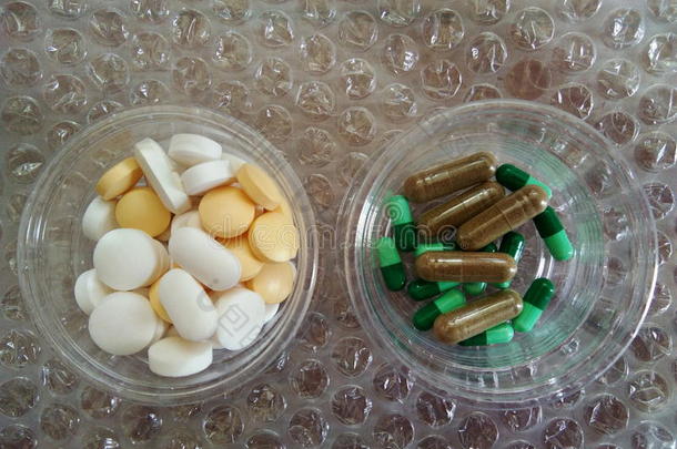 制药的医学胶囊和药片,药丸,药物