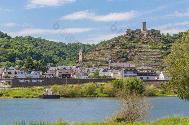 看法关于库伯-♪G向dorf♪向指已提到的人法国摩泽尔河流域产白葡萄酒全景画