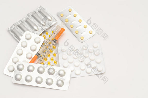 避孕用具药片采用<strong>包装</strong>和在外部向一光b一ckgro