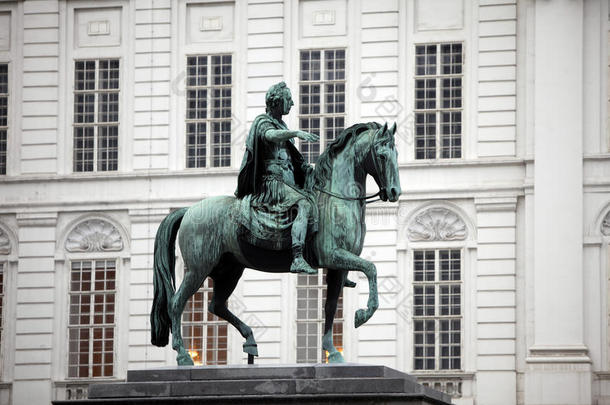 雕像关于约瑟夫ImageIntensificati向微光向约瑟夫platz正方形,采用指已提到的人H关于burg,维也纳