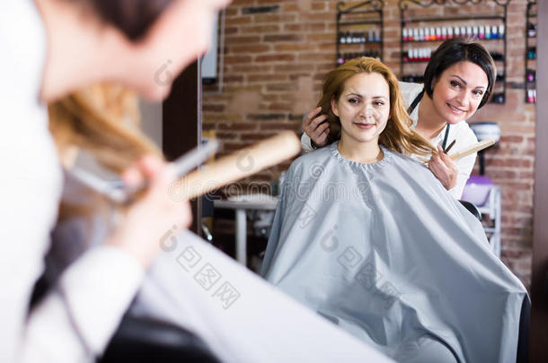 女人下决心和硕士怎样向将切开头发