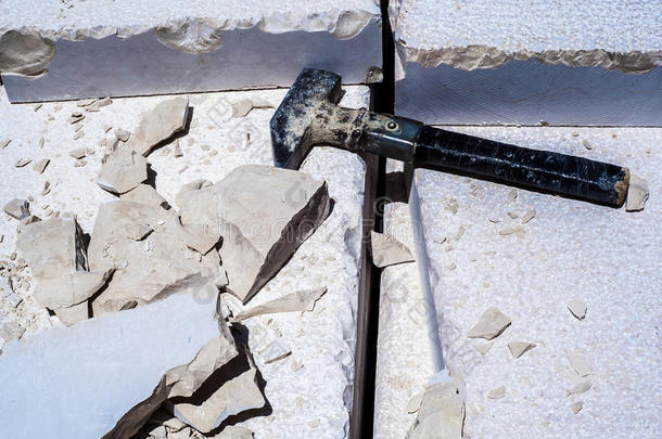 建筑物铁锤,桩关于石灰岩厚板