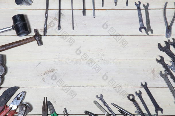 建筑物锤螺丝刀修理器具钳子向指已提到的人板