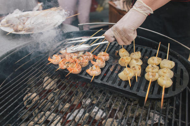 虾和扇贝向串肉扦-大街食物
