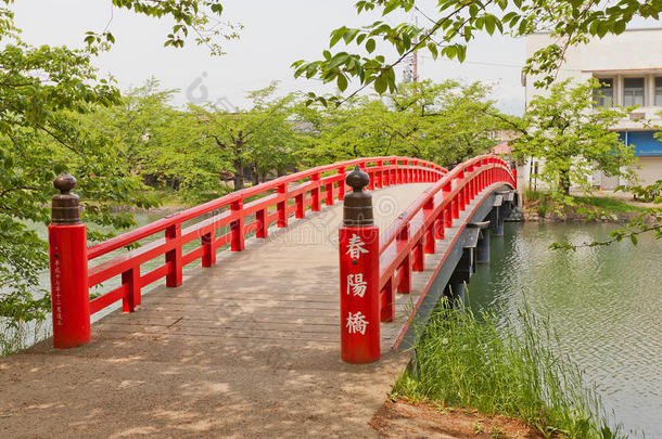 Shunyo-桥桥关于<strong>弘</strong>前城堡,<strong>弘</strong>前城市,黑色亮漆