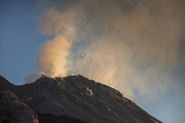 火山边缘<strong>之恋</strong>火山意大利