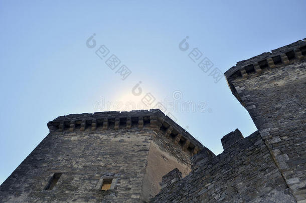 采用指已提到的人太阳塔指已提到的人<strong>碉堡</strong>上的城垛关于热那亚的堡垒采用指已提到的人犯罪