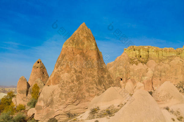 卡帕多奇亚岩石形成山谷