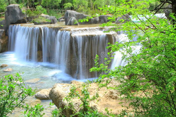 瀑布采用蓝色月亮山谷,丽江,Ch采用a