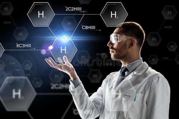 科学家采用实验室护目镜化学的公式