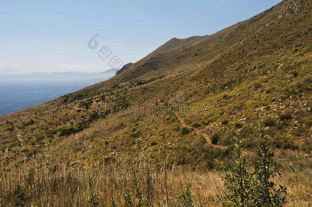 多丘陵的风景,采用t.看吉普赛人和旅行者自然储备采用西西里岛,意大利