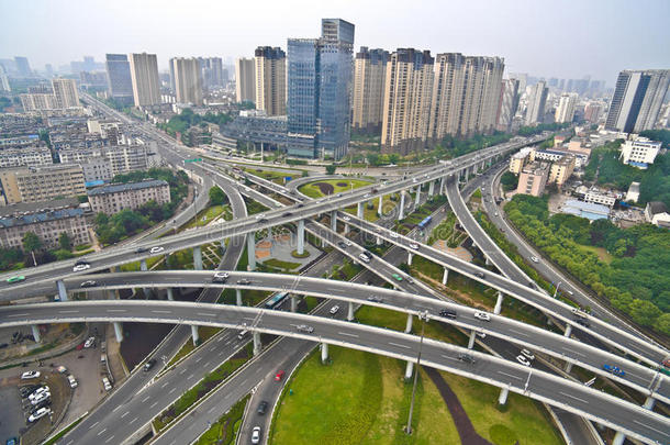 空气的摄影鸟-眼睛看法关于城市高架桥桥路锐气